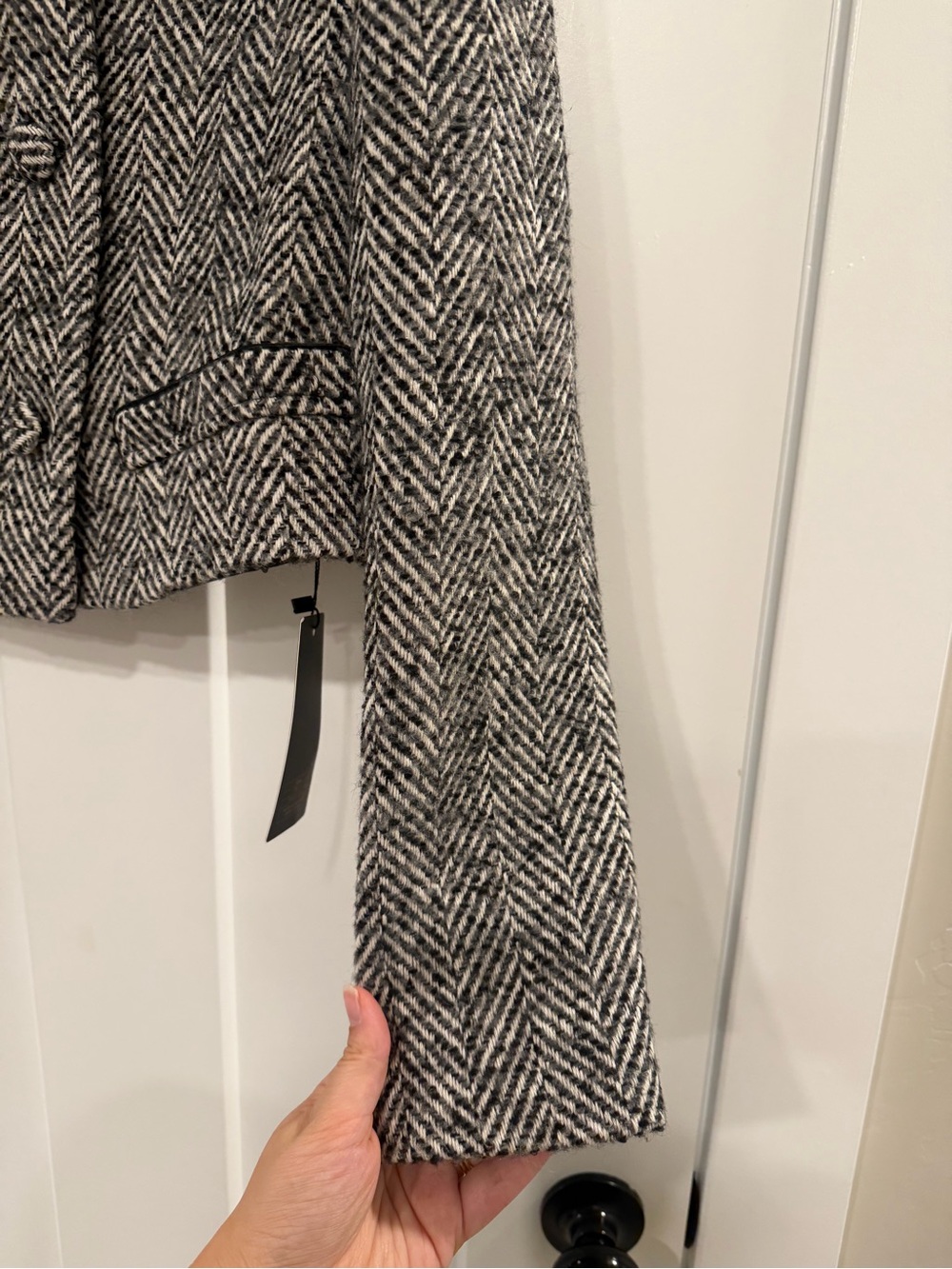 NWT Zeylah Black & White Herringbone Cropped Blazer Women’s Size XS - Picture 7 of 10